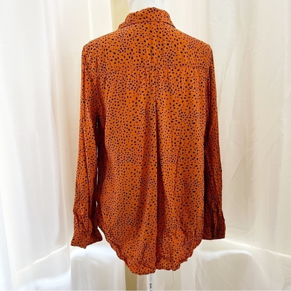 BeachLunchLounge blouse women's Large button up shirt top spotted orange spots - Picture 3 of 11
